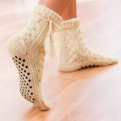 Hot Tempsl Chaussettes tricot antiglisse : Bordeaux ou Beige